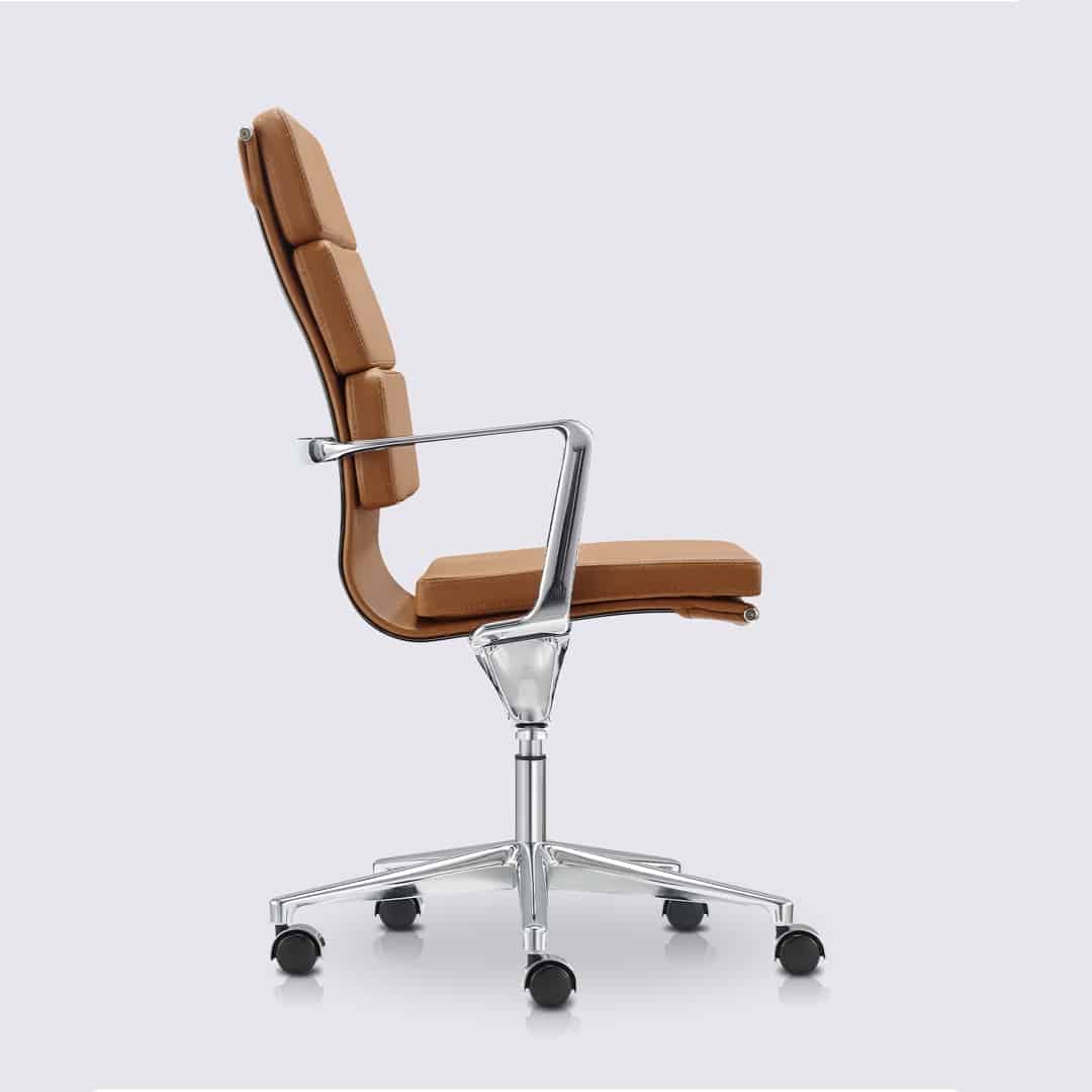 Design Office Chair In Leather And Chrome-plated Aluminum
