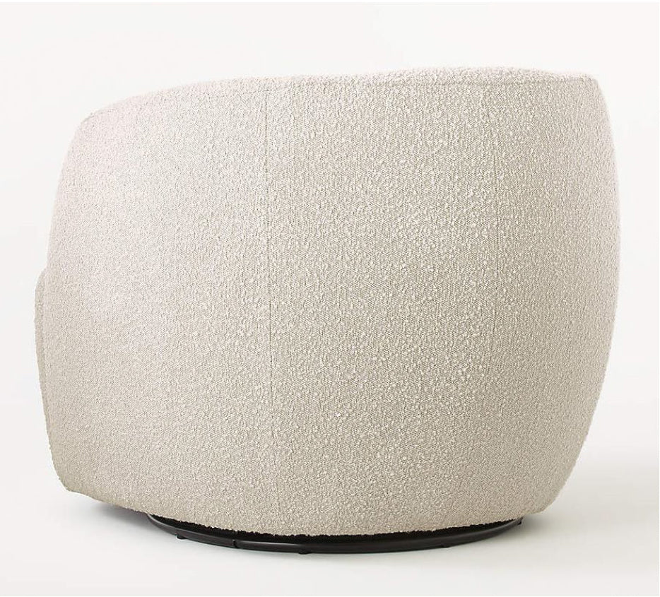 Low Swivel Lounge Chair in Lamb Wool