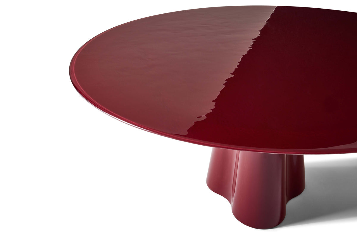 Trefoil Base Round Dining Table